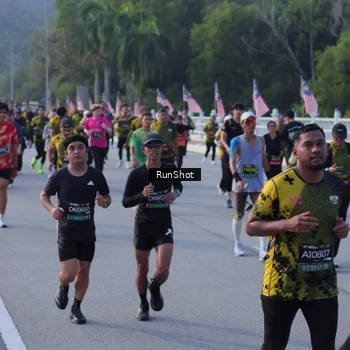 Runner Photo 7120959