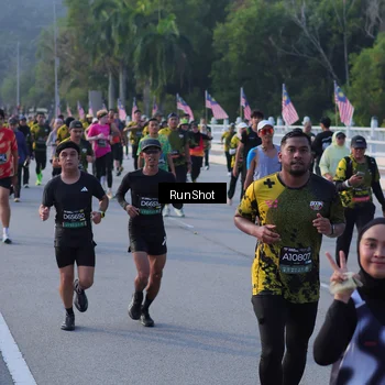 Runner Photo 7120963