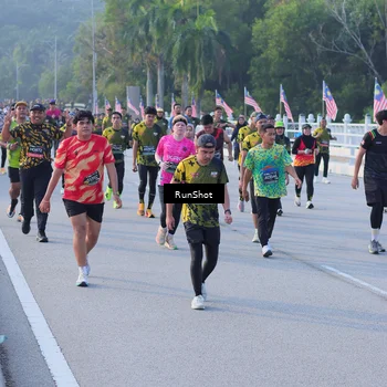 Runner Photo 7120979