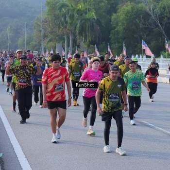 Runner Photo 7120987