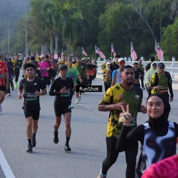 Runner Photo 7120989
