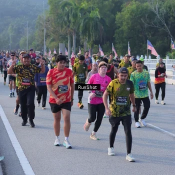 Runner Photo 7120991