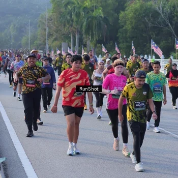 Runner Photo 7120997