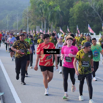 Runner Photo 7120999