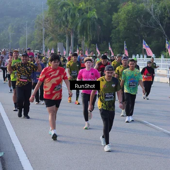Runner Photo 7121006