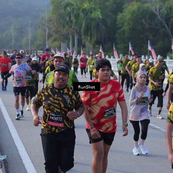 Runner Photo 7121021