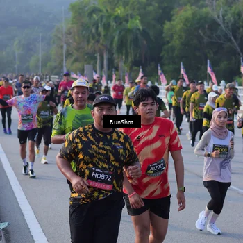 Runner Photo 7121022