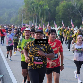 Runner Photo 7121024