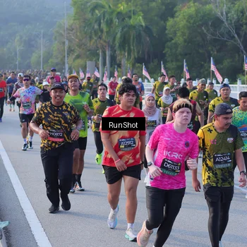 Runner Photo 7121035
