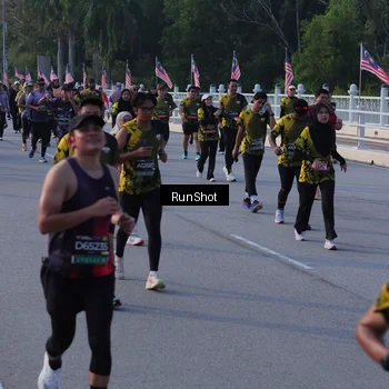 Runner Photo 7121038
