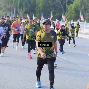 Runner Photo 7121051
