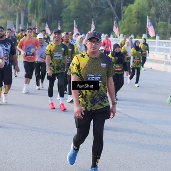 Runner Photo 7121053