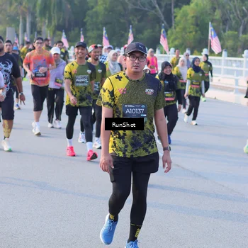 Runner Photo 7121056
