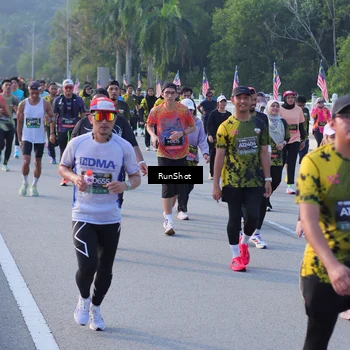 Runner Photo 7121060