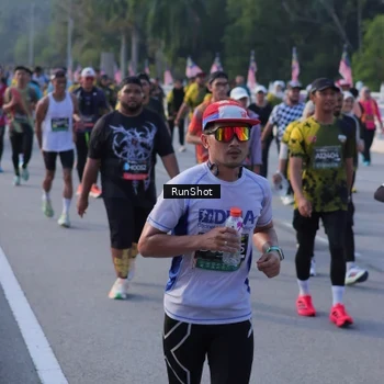 Runner Photo 7121074