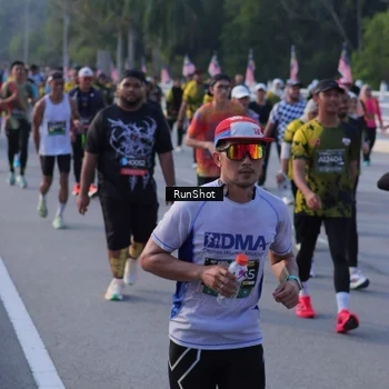 Runner Photo 7121077