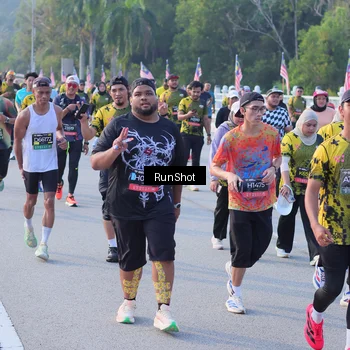 Runner Photo 7121092