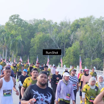 Runner Photo 7121105