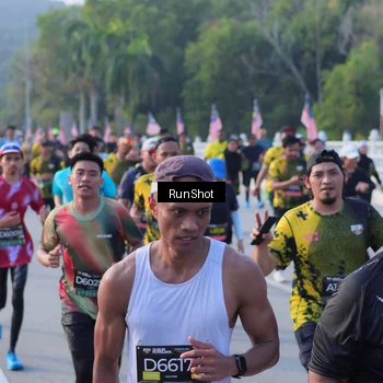 Runner Photo 7121110