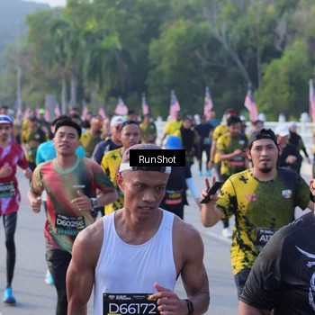 Runner Photo 7121111