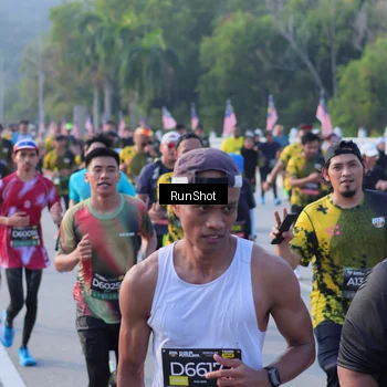 Runner Photo 7121113