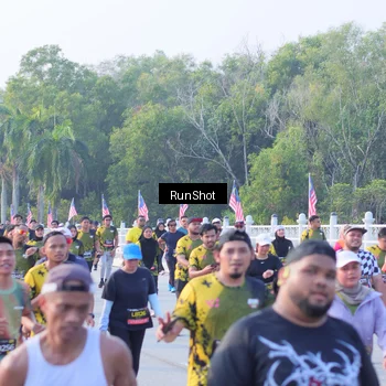 Runner Photo 7121114