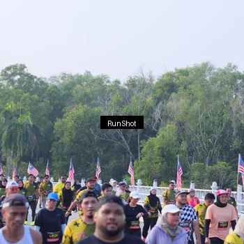 Runner Photo 7121115