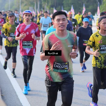 Runner Photo 7121123