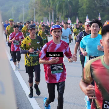 Runner Photo 7121136