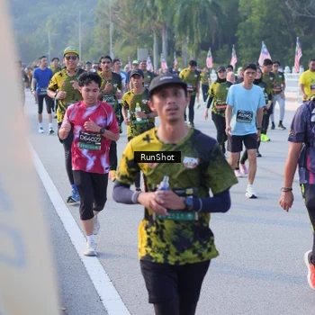 Runner Photo 7121141