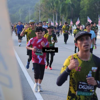 Runner Photo 7121142