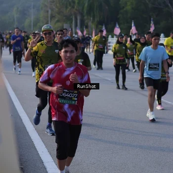Runner Photo 7121153