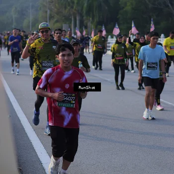 Runner Photo 7121158