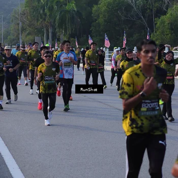 Runner Photo 7121186