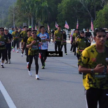 Runner Photo 7121187