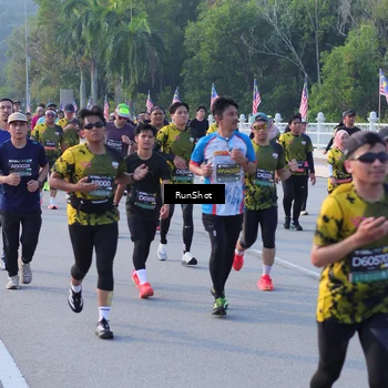 Runner Photo 7121207