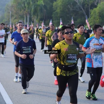 Runner Photo 7121219