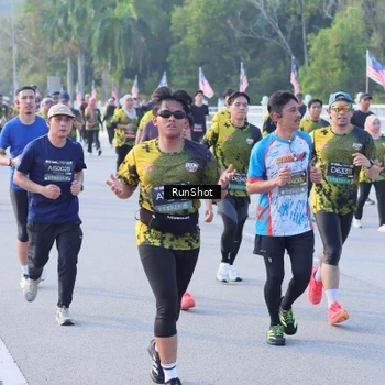 Runner Photo 7121223
