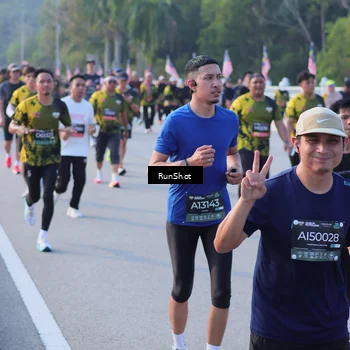 Runner Photo 7121234