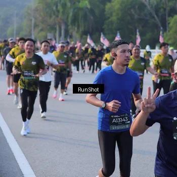 Runner Photo 7121237