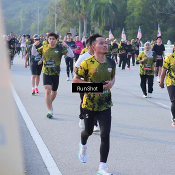 Runner Photo 7121251