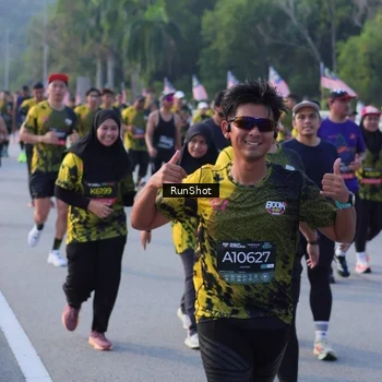 Runner Photo 7123617