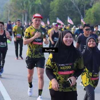 Runner Photo 7123637