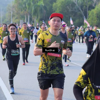Runner Photo 7123643