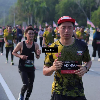Runner Photo 7123646