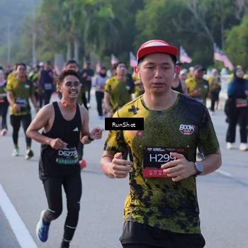 Runner Photo 7123647