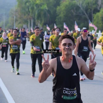 Runner Photo 7123657