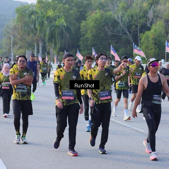 Runner Photo 7123667