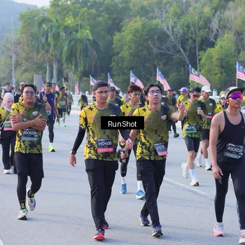Runner Photo 7123671