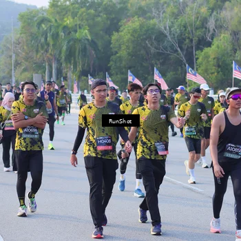 Runner Photo 7123676